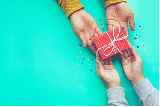 The Art Of Gifting: Exploring The Psychology Of Gift-Giving - Memoriex