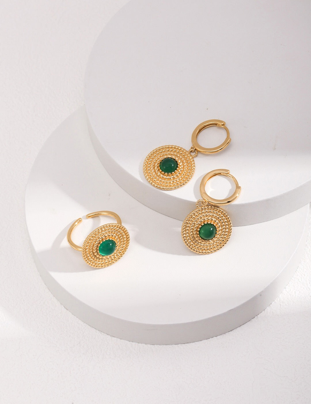 Round Green Pith Earrings-1