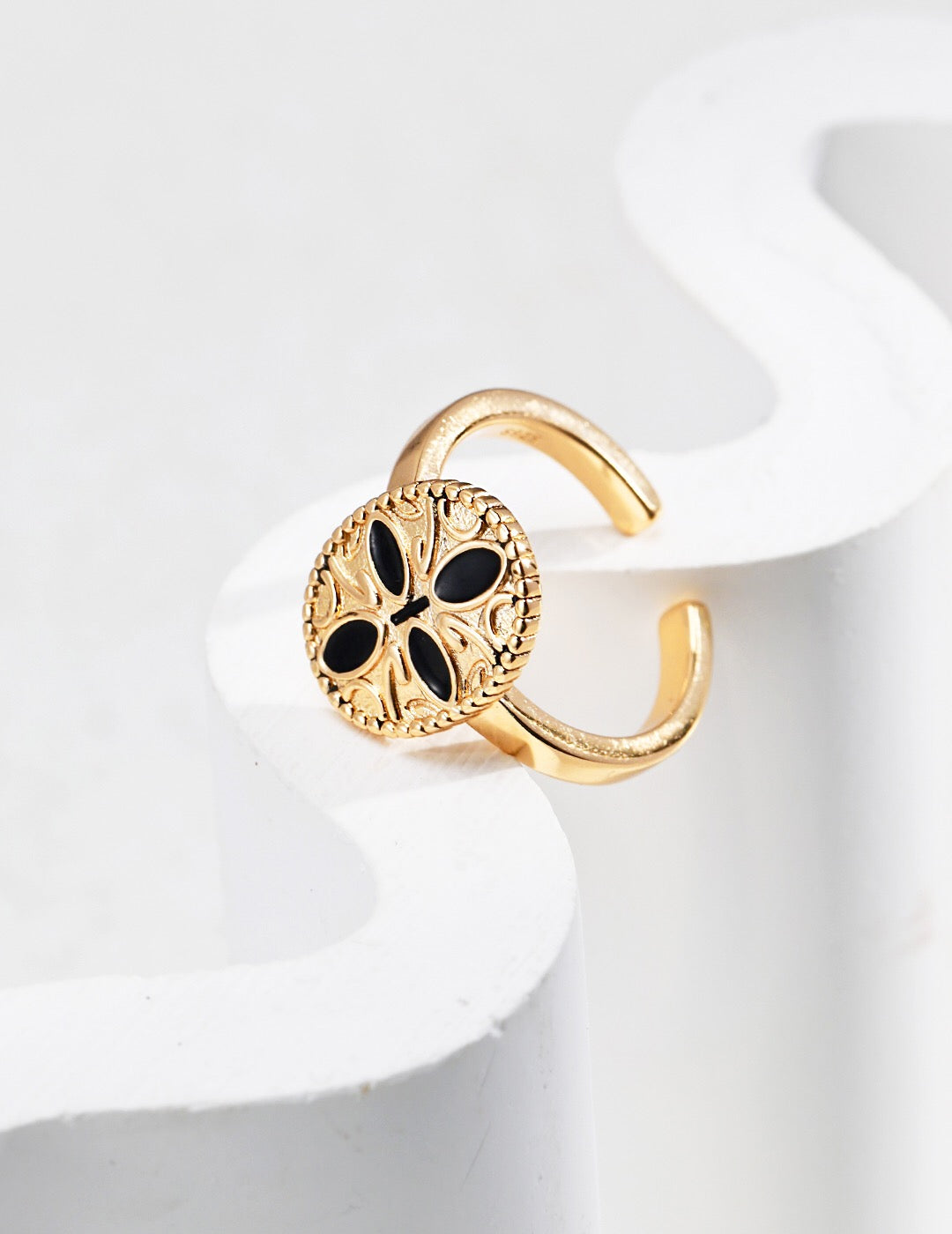 Black Cross Print Drop Glaze Ring-1