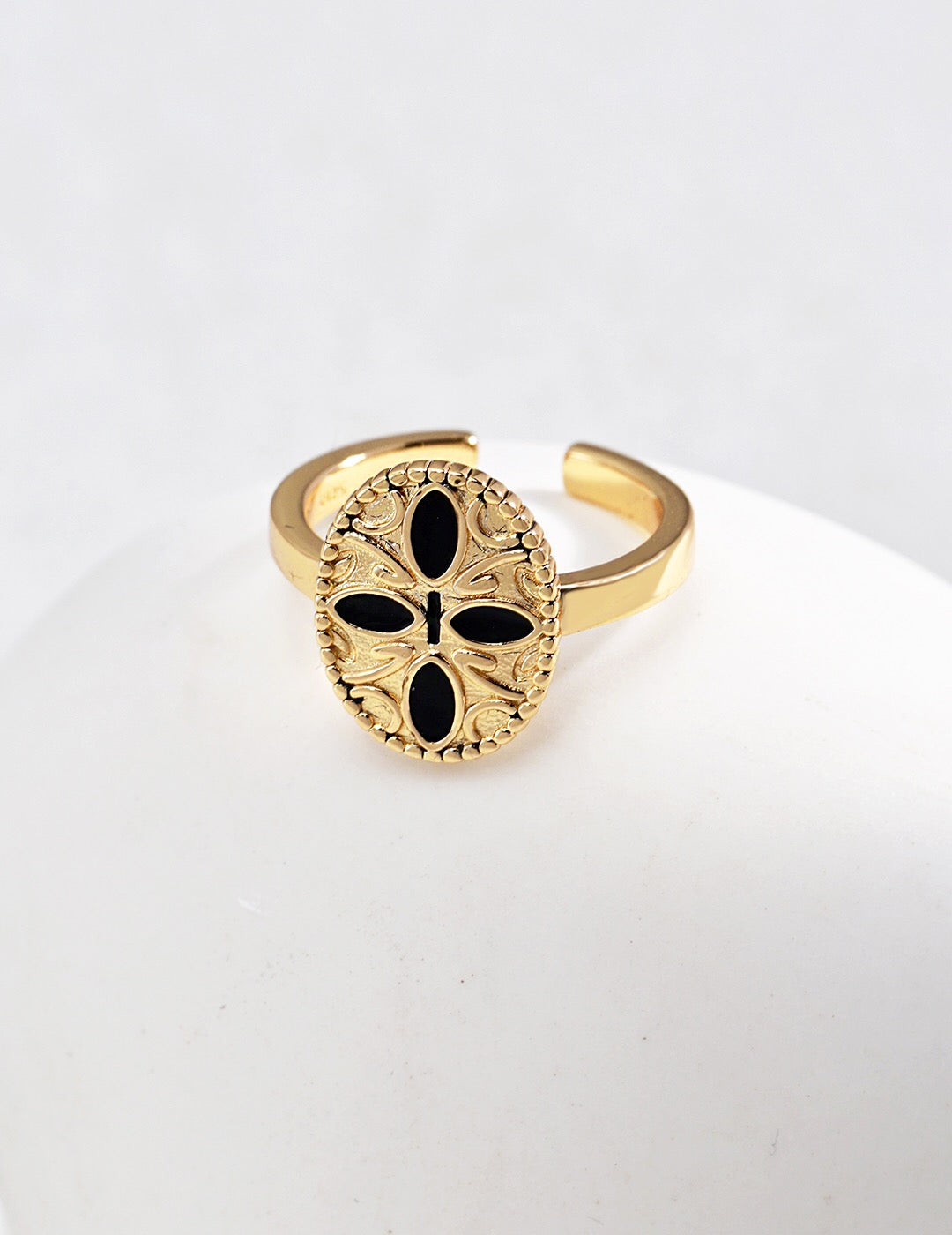 Black Cross Print Drop Glaze Ring-0