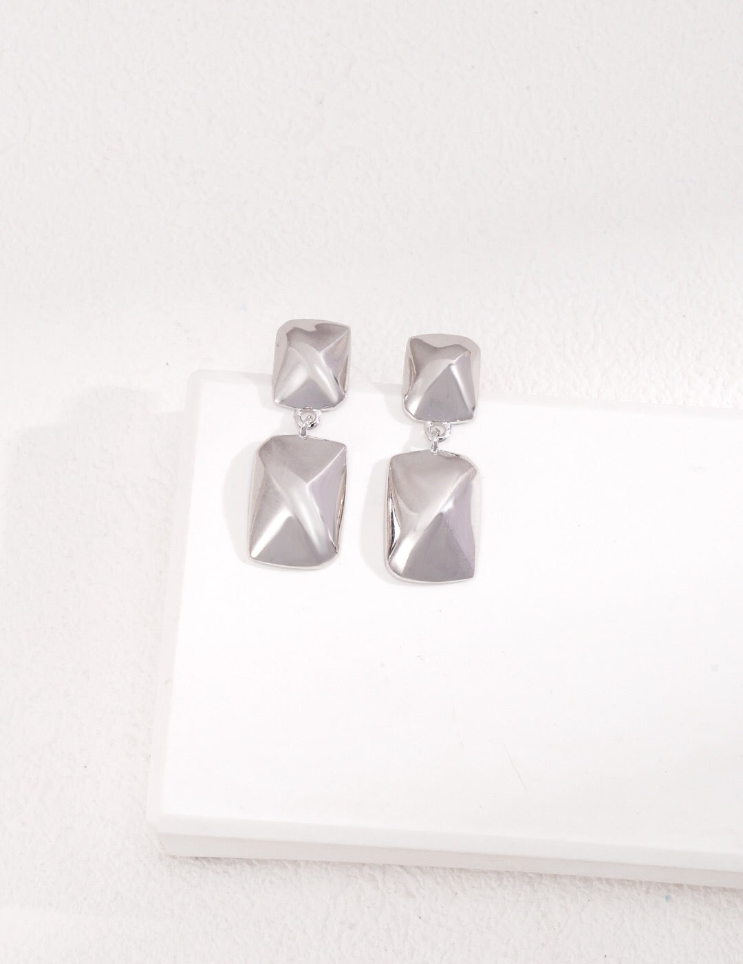 Minimalist Rectangular Shape Earrings-2