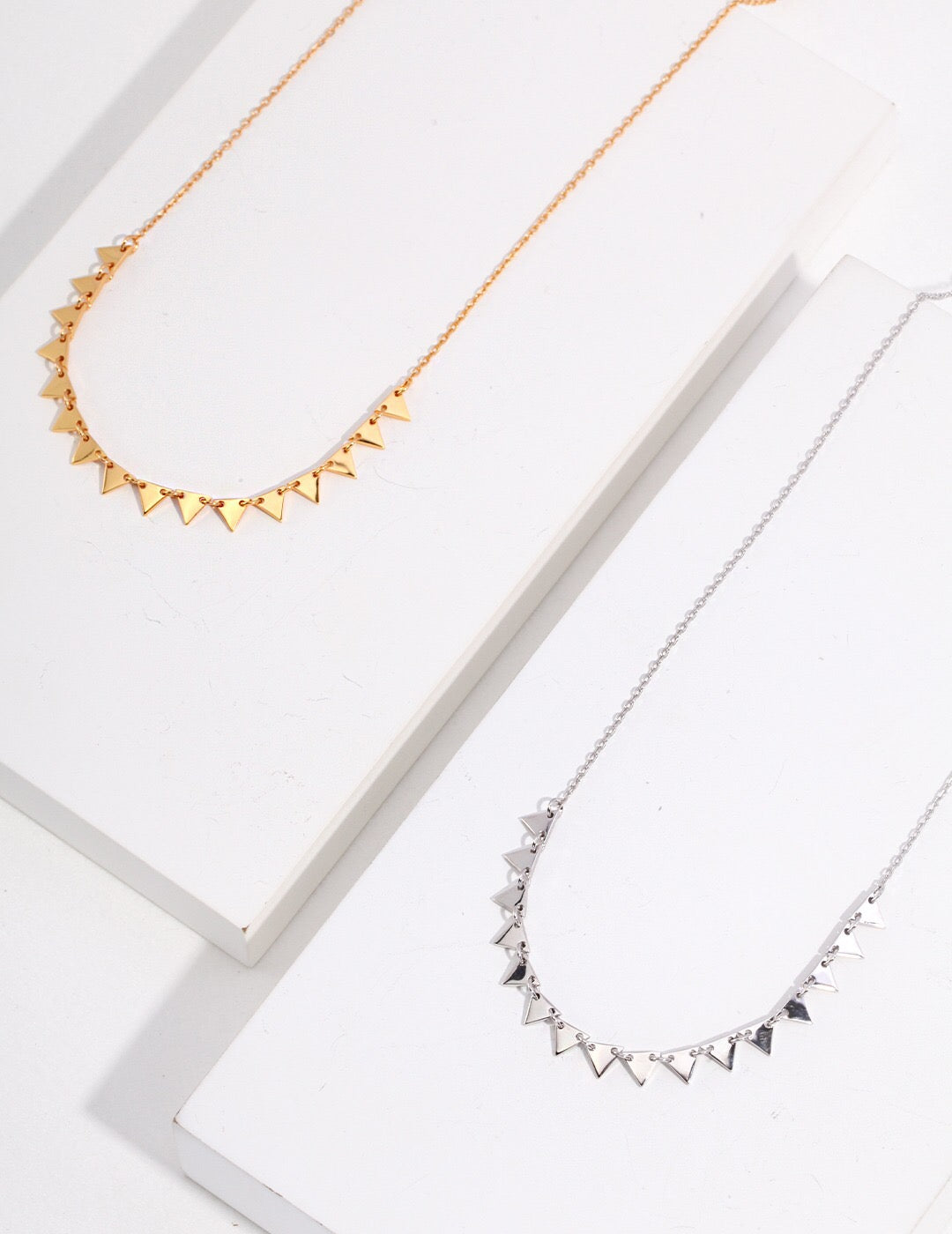 Geometric Triangle Chocker Necklace-0