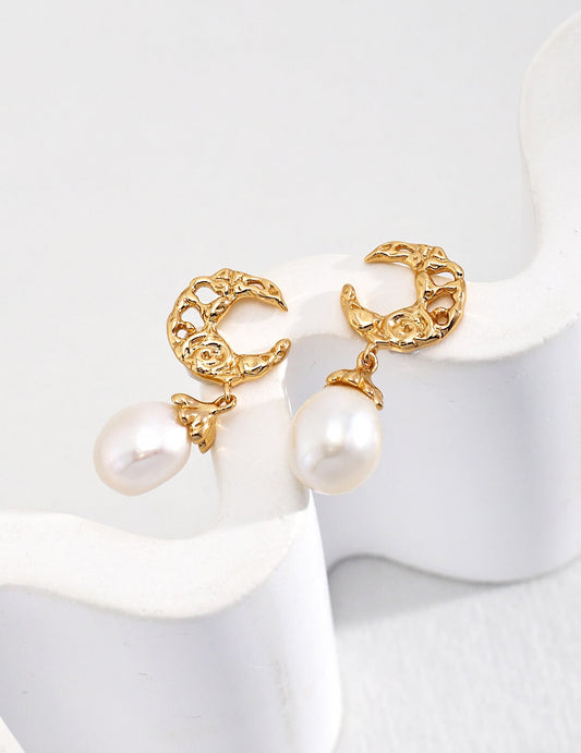 Hollow Crescent Moon Shape Pearl Earrings-0