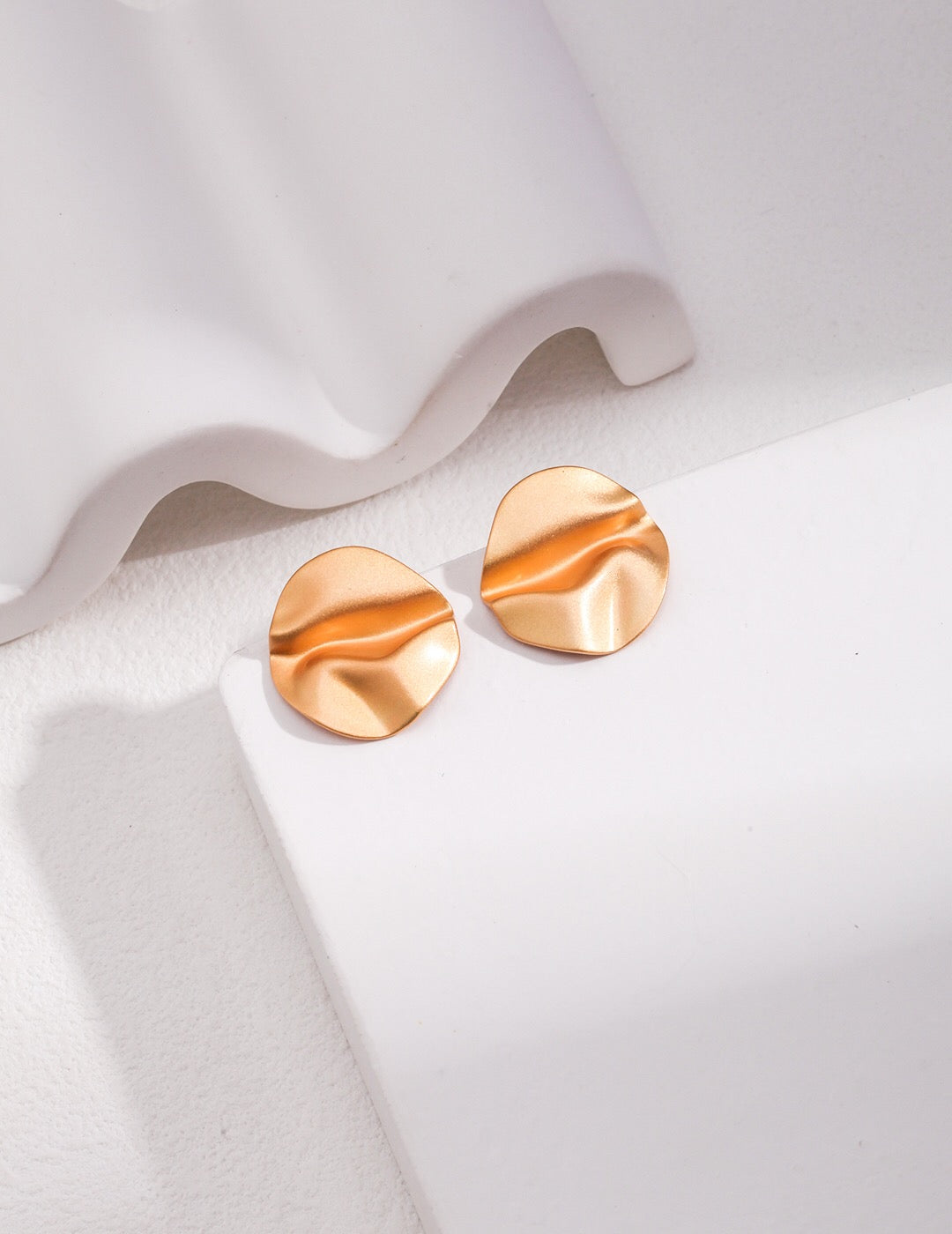 Round Pleated Earrings-1