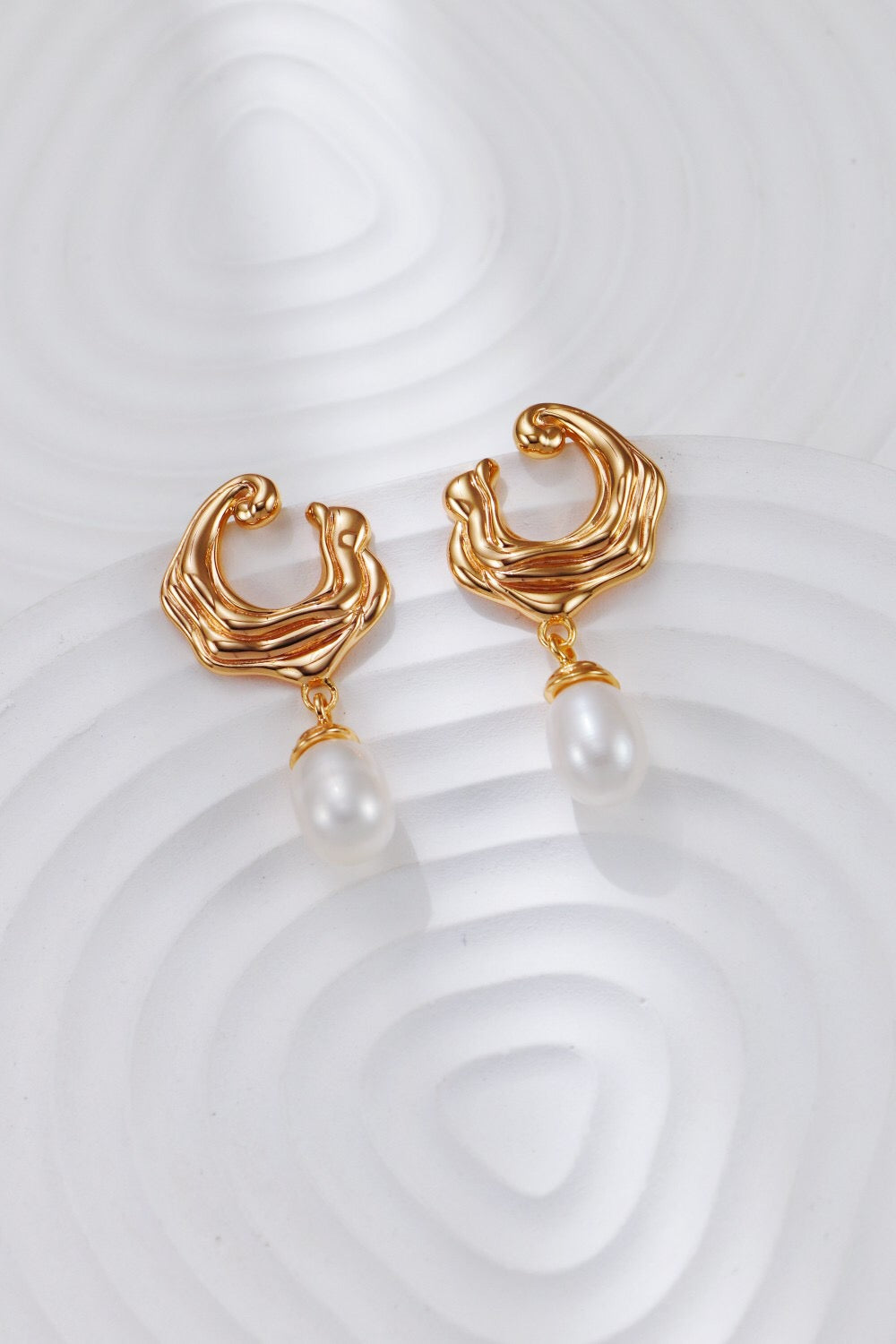 Silver Wave Pearl Earrings-1