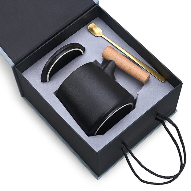 Creative Gift Personalized Ceramic Coffee Mug With Lid Spoon Rough Pottery Cup Lettering Couple Water Cup Logo - Memoriex