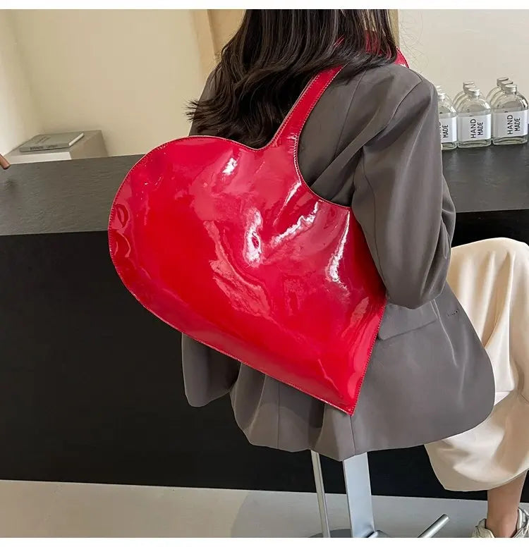 Creative Lacquer Skin Love Shape Shoulder Bag Punk Underarm Bag Women's Handheld PU Photo Bag - Memoriex 