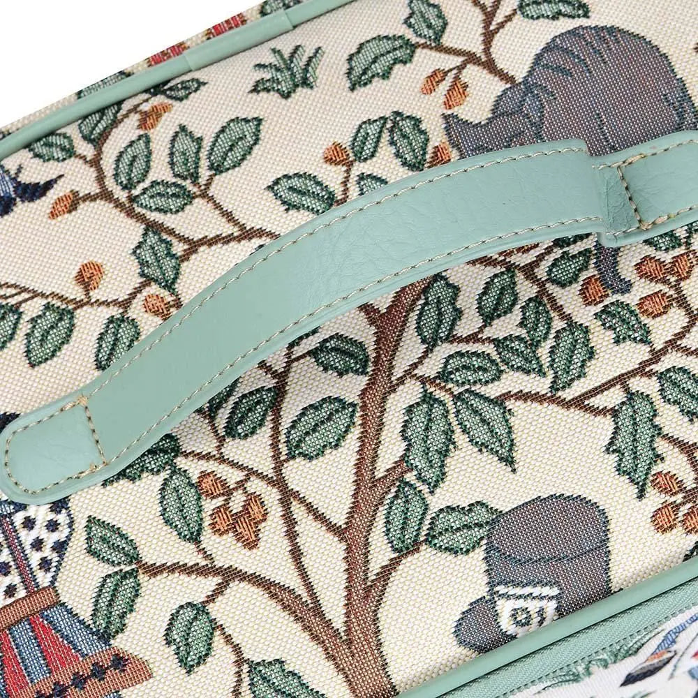 Alice in Wonderland - Toiletry Bag-3