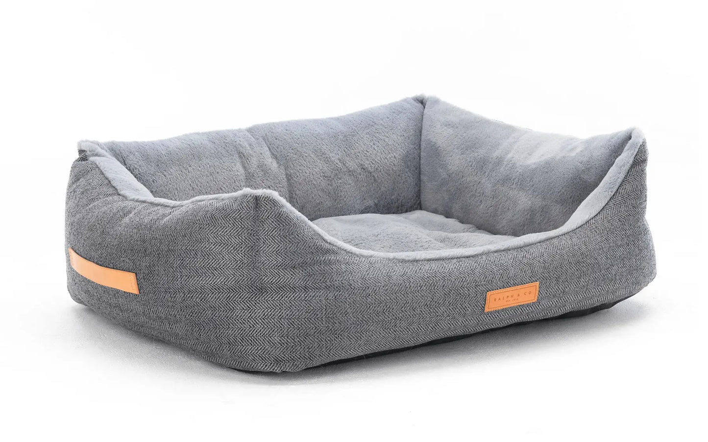 “Balmoral” Herringbone Nest Dog Bed – by Ralph & Co - Memoriex