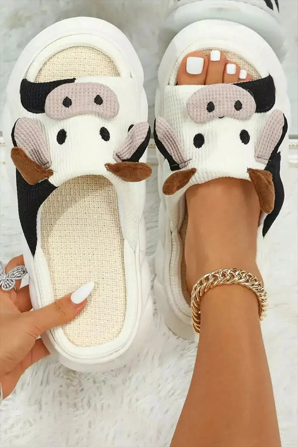 Bright White Cute Cow Pattern Open Toe Slippers-1