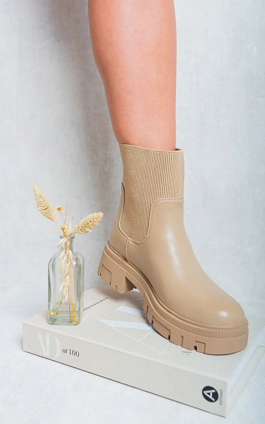 Chelsea Chunky Ankle Boots - Memoriex 