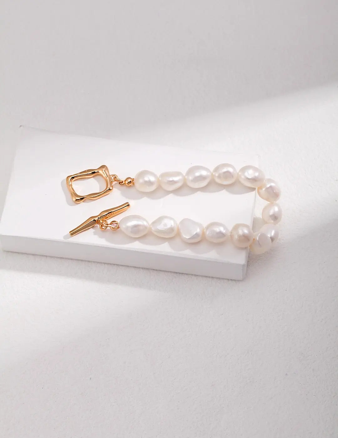 Chunky Baroque Pearl Bracelet-1