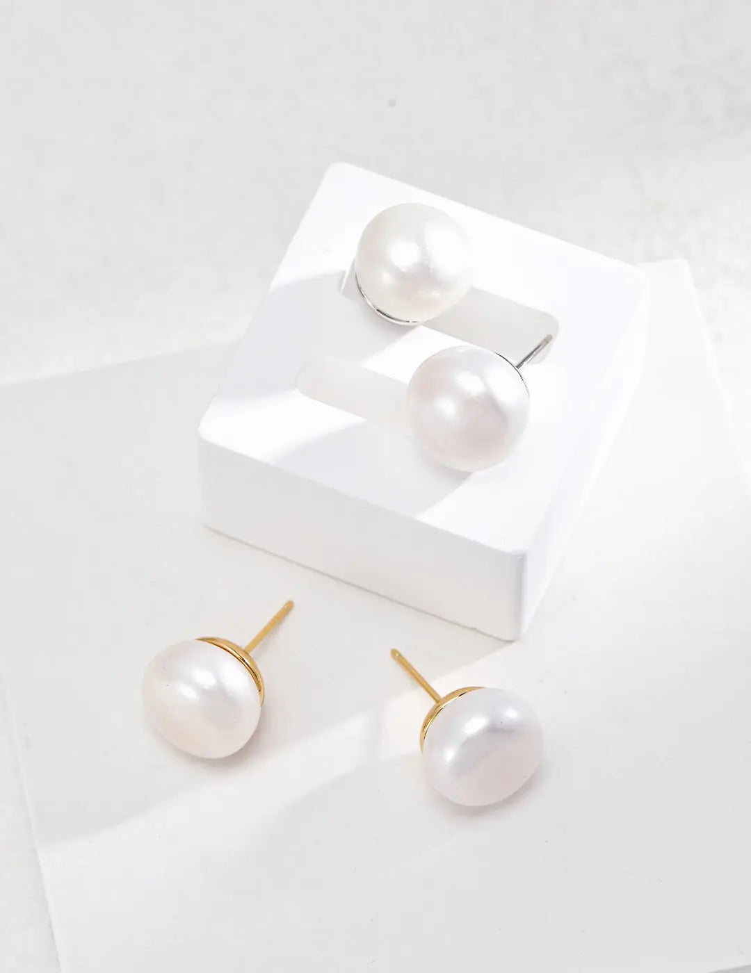 Classic Natural Pearl Stud Earrings-0