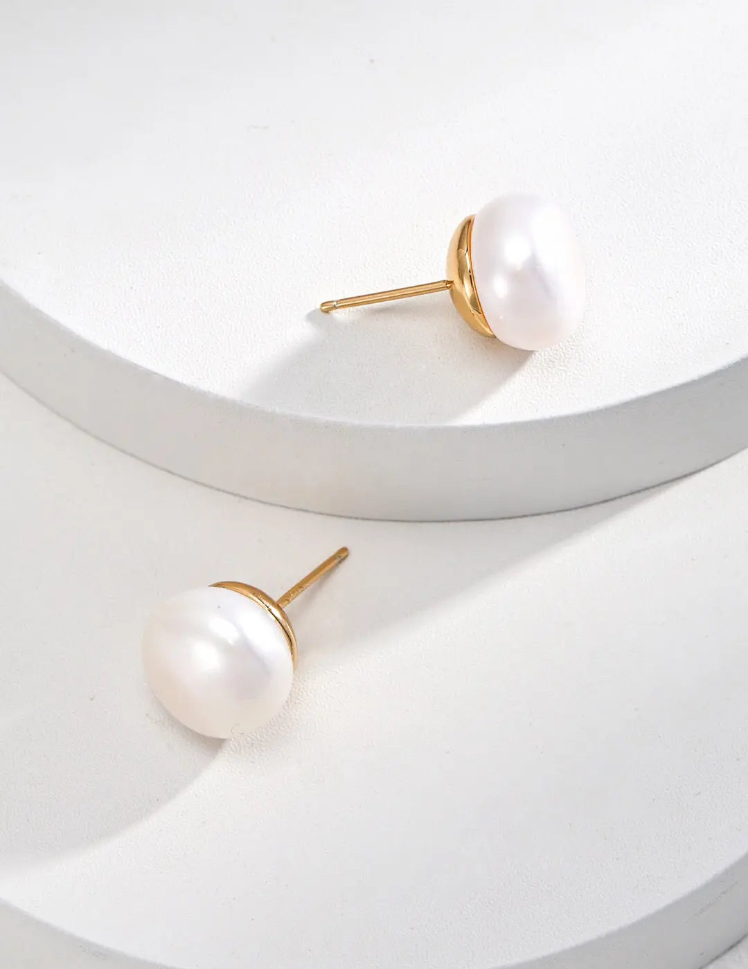 Classic Natural Pearl Stud Earrings-2