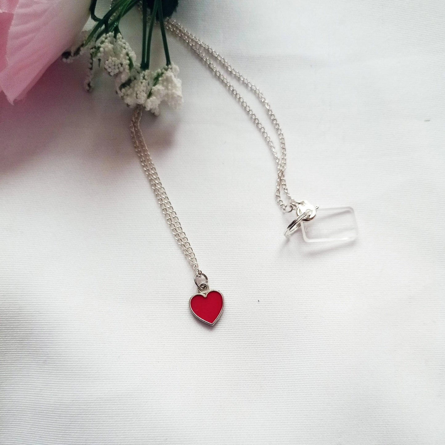 Classic Red Heart Necklace, Playing Cards inspired Queen of Hearts | by lovedbynlanla - Memoriex