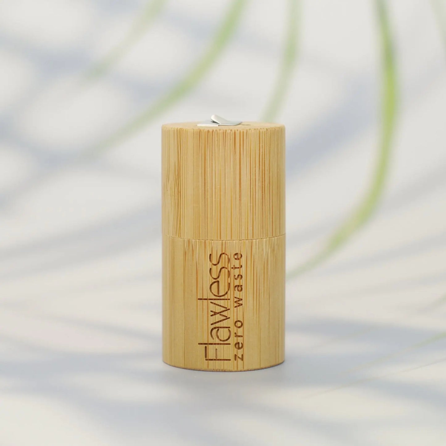 Compostable Dental Floss with Bamboo Dispenser - Peppermint-4