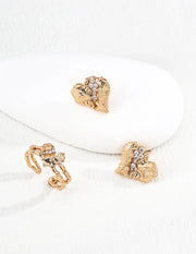 Cracked Heart Zircon Ring-2