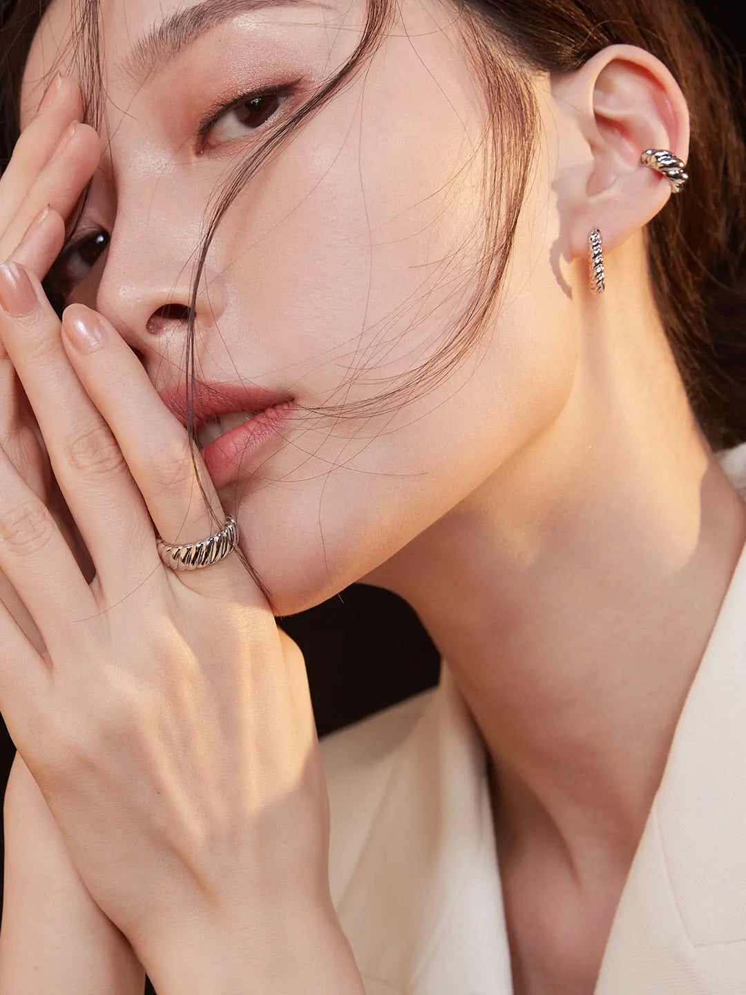 Croissant Hoop Earrings-2