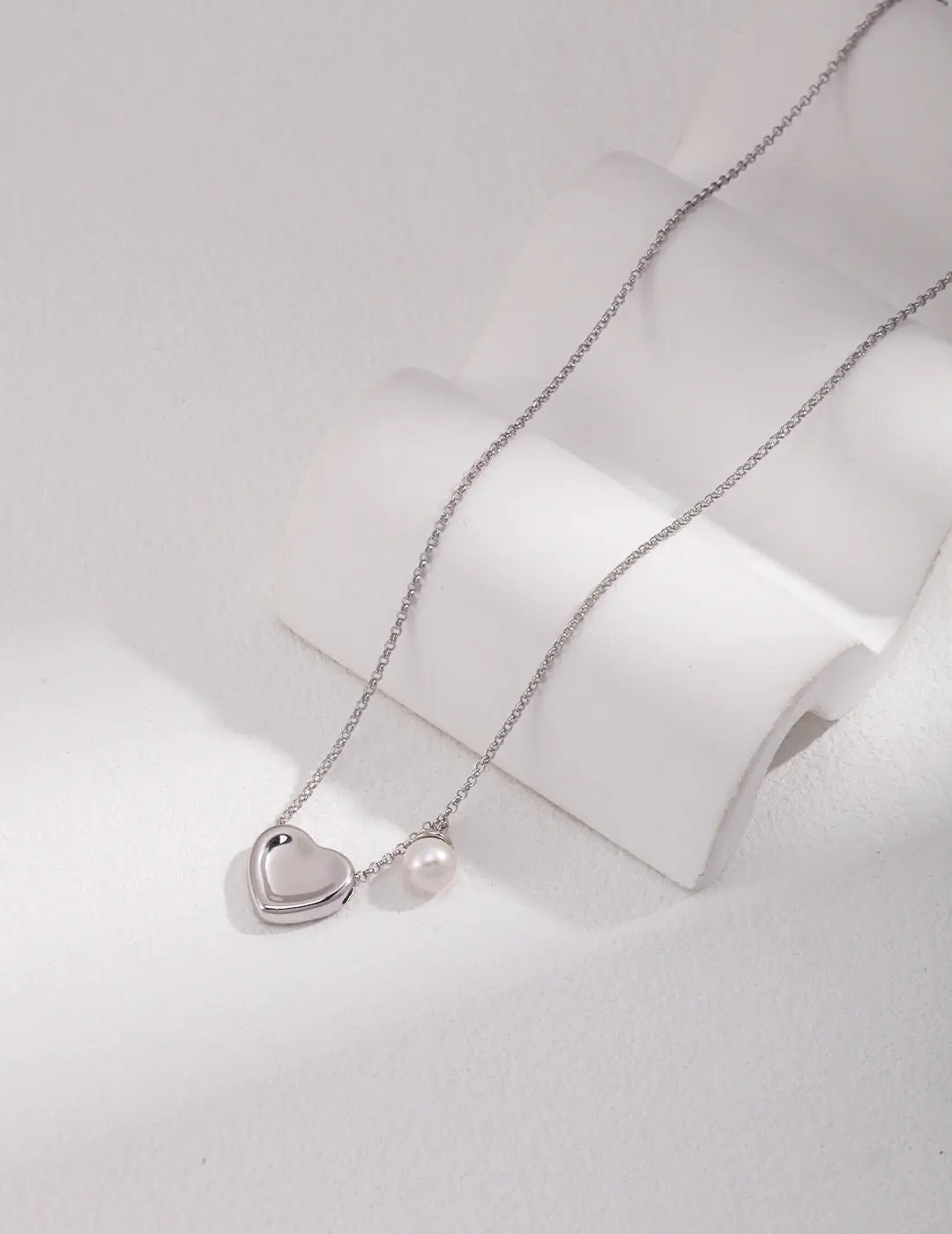 Dainty Heart Necklace-1