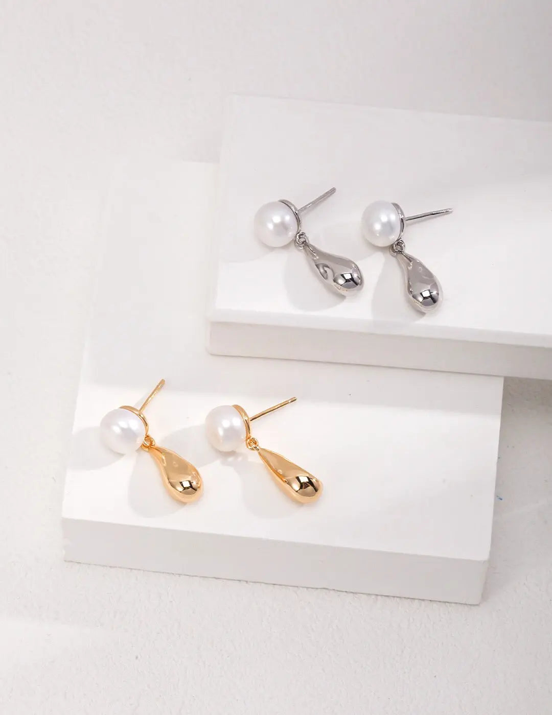 Dainty Raindrop Earrings-0