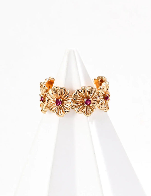 Daisy-Shaped Zircon Ring-0