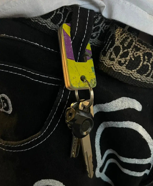 DeckLoop Recycled Skateboard Belt-Hook Keyring-2