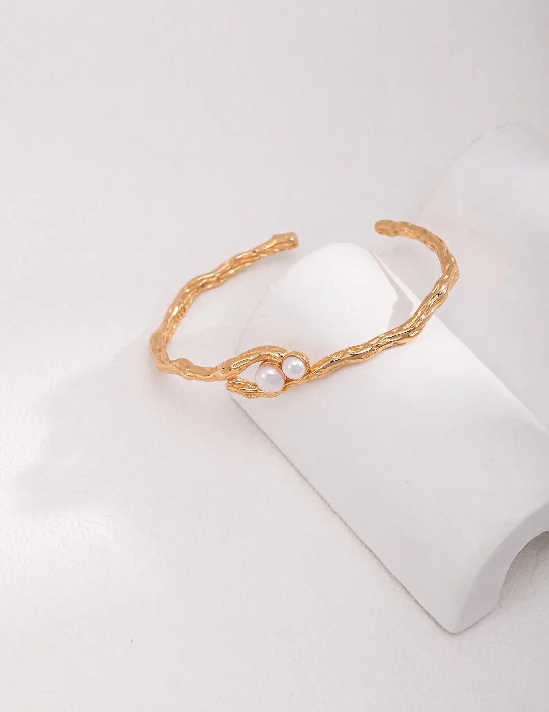 Double-Pearl Cuff Bracelet-2