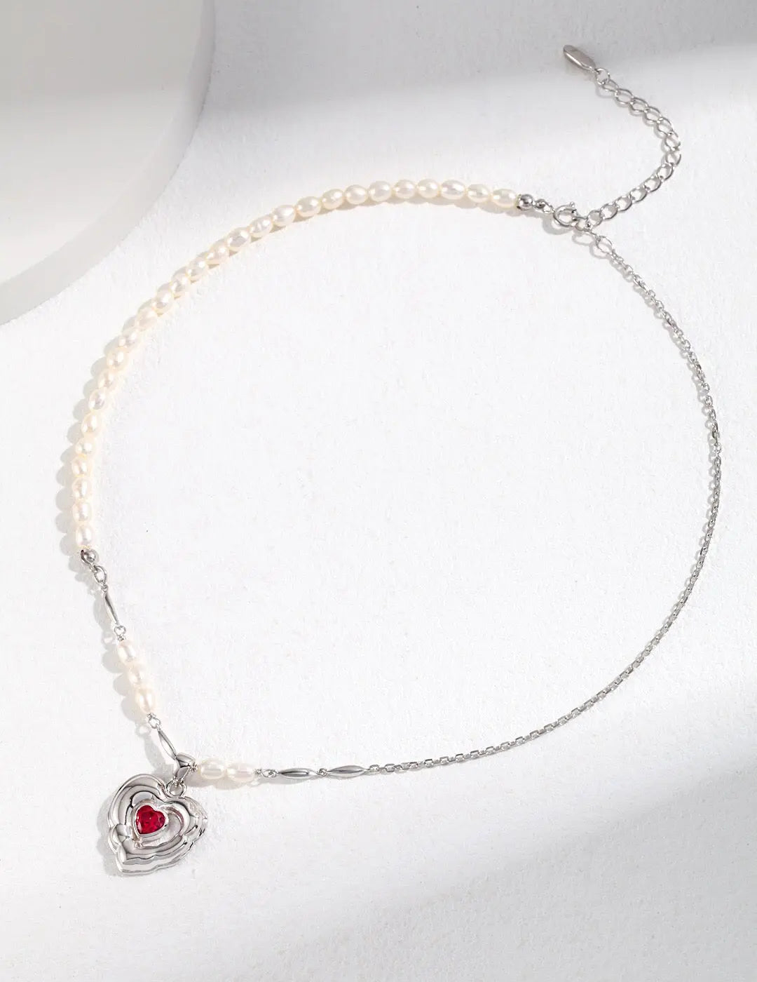 Elegant Heart With Pearl Necklace - Memoriex