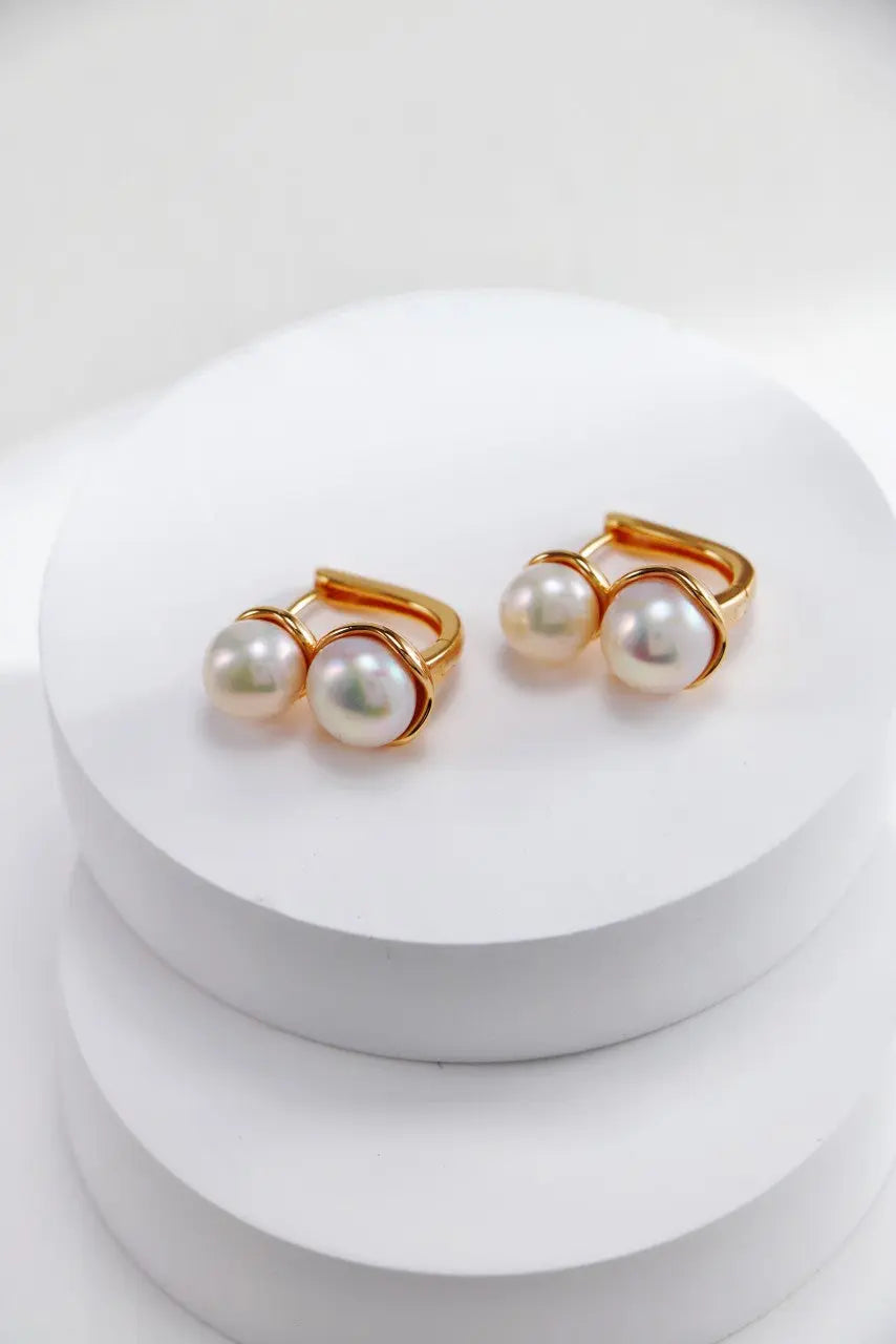 Elegant Pearl Ear Cuffs - Memoriex 