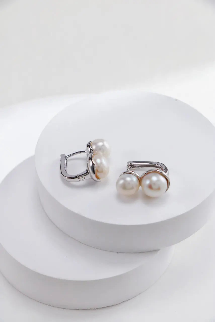 Elegant Pearl Ear Cuffs - Memoriex 