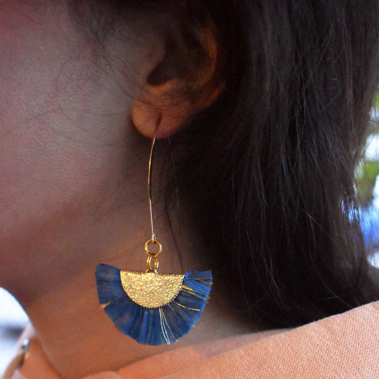 Fan Earrings, Blue tassel earrings - Memoriex