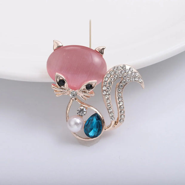 Fashionable and exquisite cat's eye stone animal brooch, new popular European and American diamond inlaid fox brooch - Memoriex 