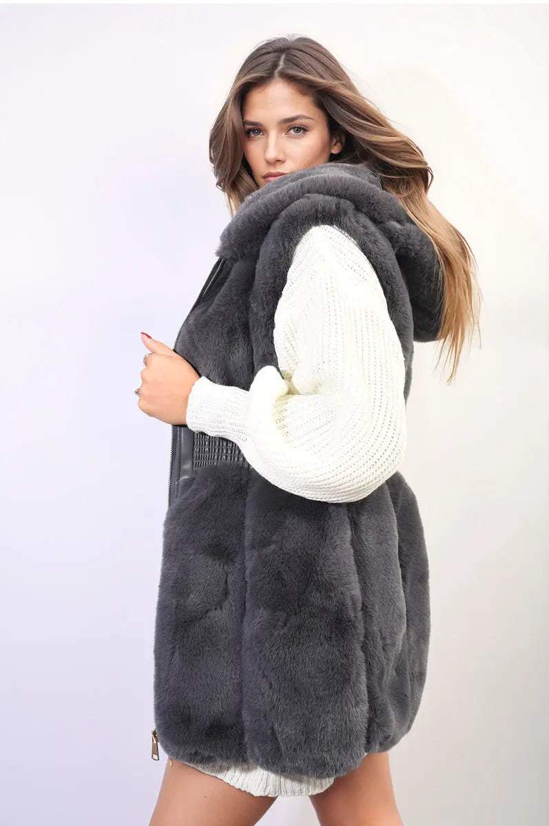 Faux Fur Zip Up Gilet - Memoriex 