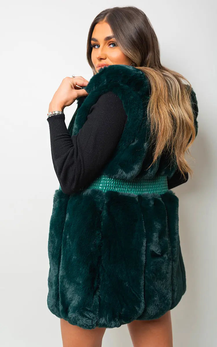 Faux Fur Zip Up Gilet - Memoriex 