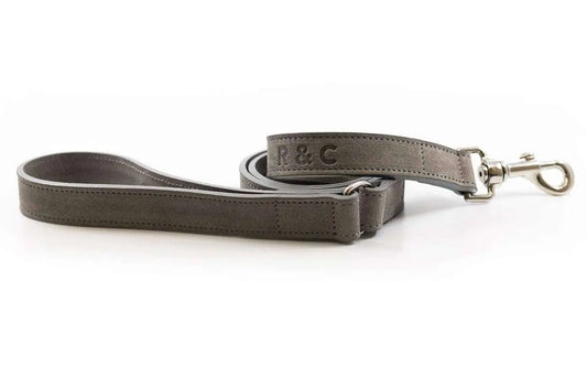 “Garda” Nubuck Dog Lead – by Ralph & Co - Memoriex