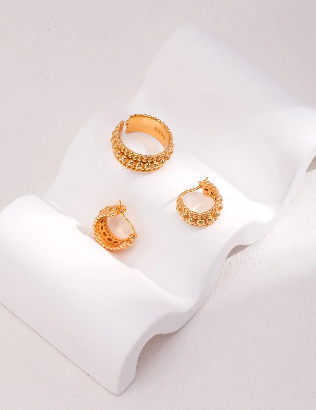 Gold Bead Huggie Hoops Earring-3