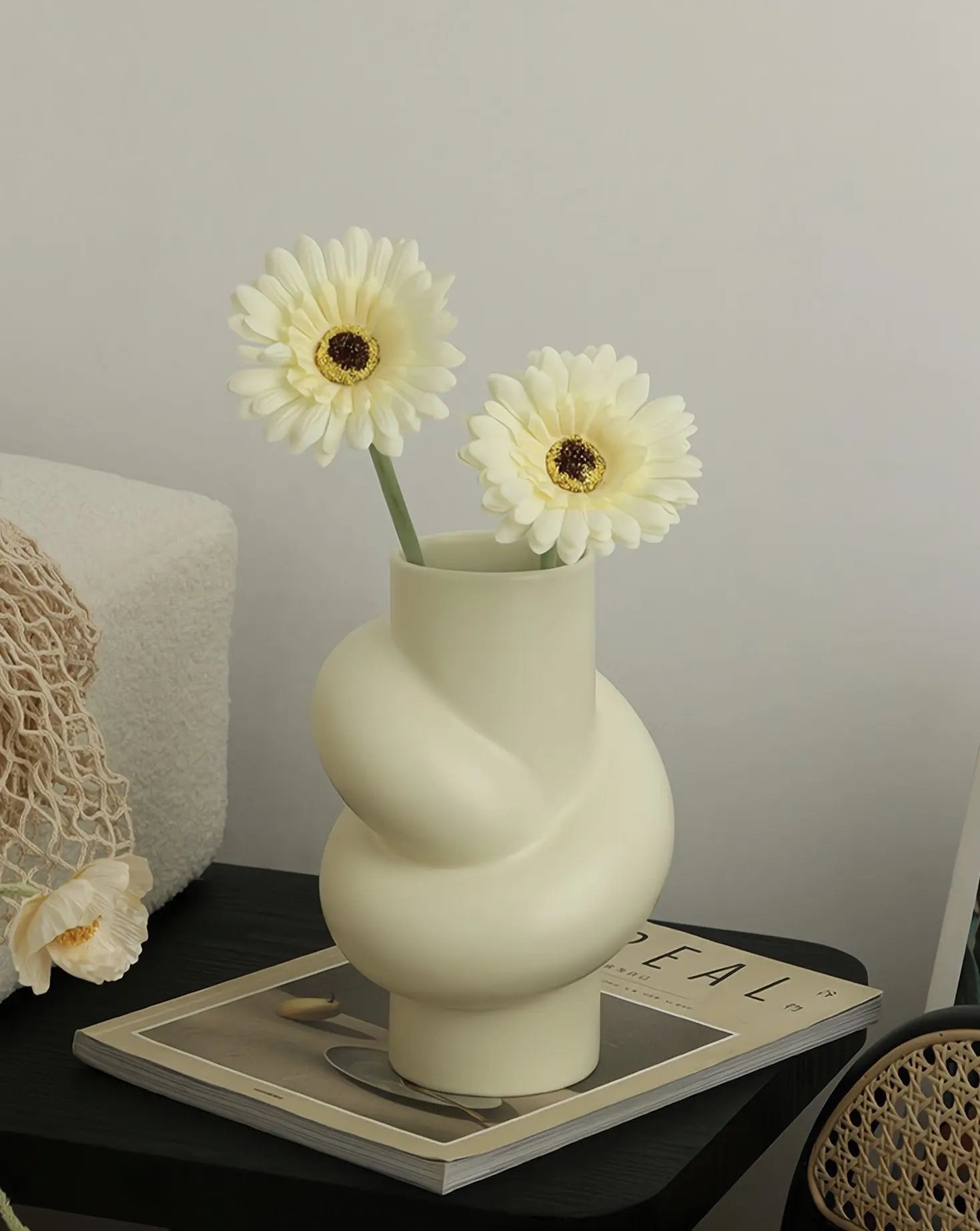 Handmade Ceramic Knot Vase - Decorative and Unique Modern Vase-1