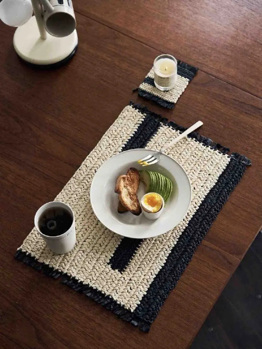 Handmade Retro Nordic Woven Reed Placemat Set of 4 Pcs for Elegant Table Setting - Memoriex 