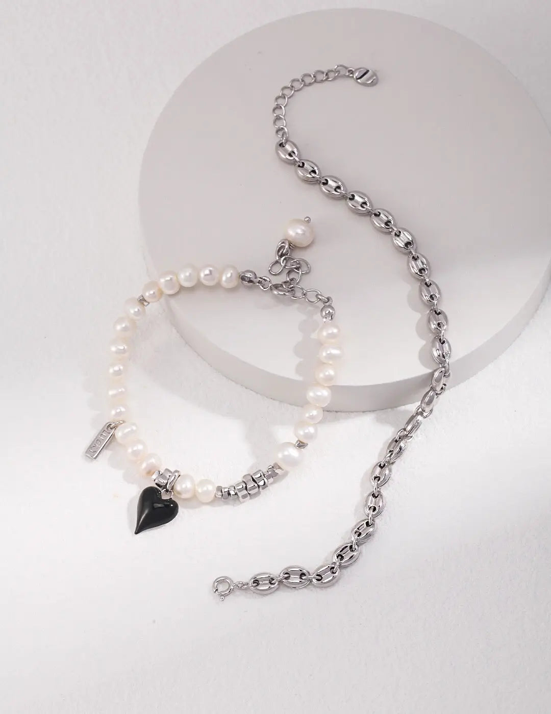 Heart Pendant Pearl Bracelet - Memoriex