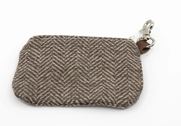 “Herringbone” Dog Poo Bag Holder (Brown) – by Ralph & Co - Memoriex 