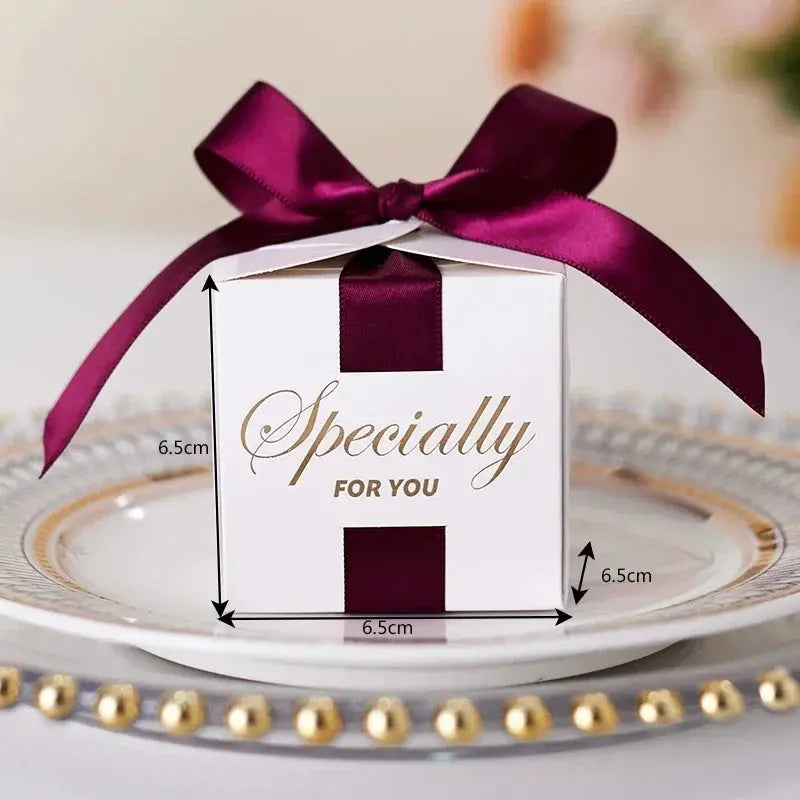 High Quality Square Candy Boxes Exquisite Pearls and Ribbons Wedding Party Birthdays Chocolate Packaging Gift Box for Guests-5