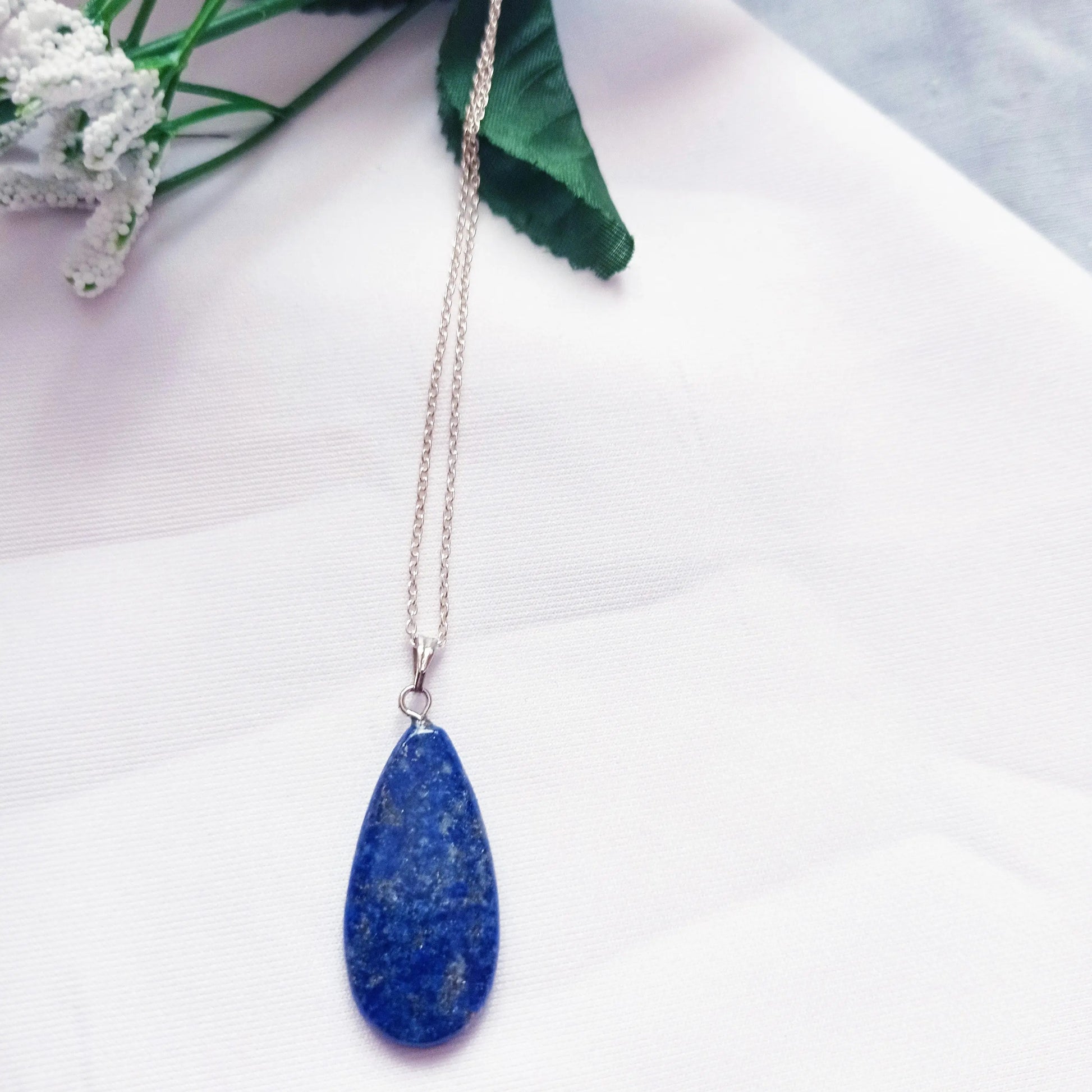 Lapis Lazuli Necklace - Memoriex