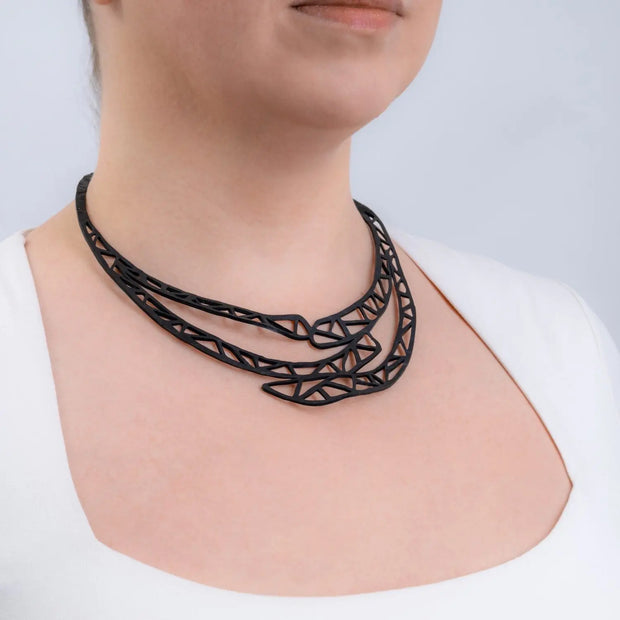 Lea Geometric Recycled Rubber Necklace - Memoriex 