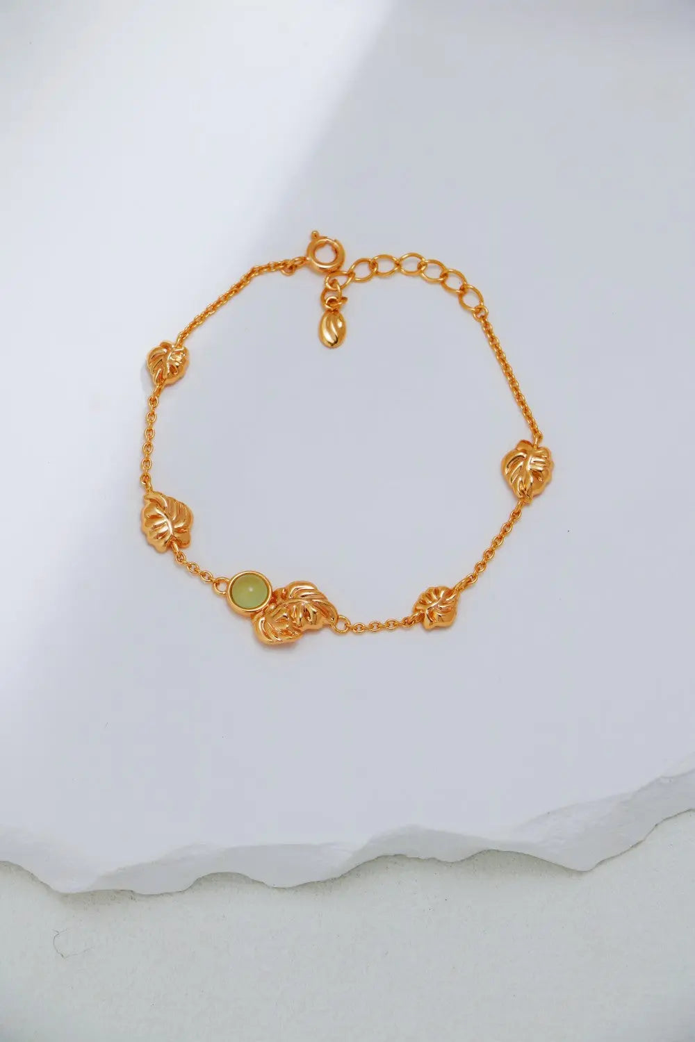 Leaf-Shaped Chalcedony Bracelet-0