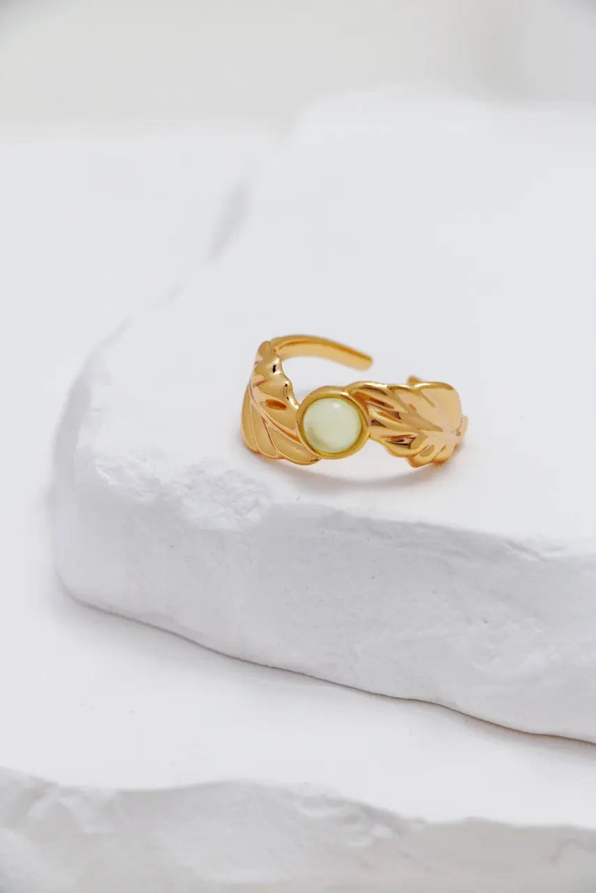 Leaf-Shaped Chalcedony ring-1