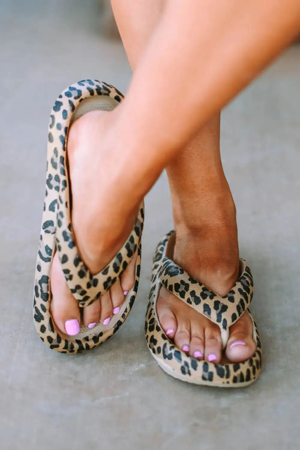 Leopard Print Thick Sole Flip Flops-1