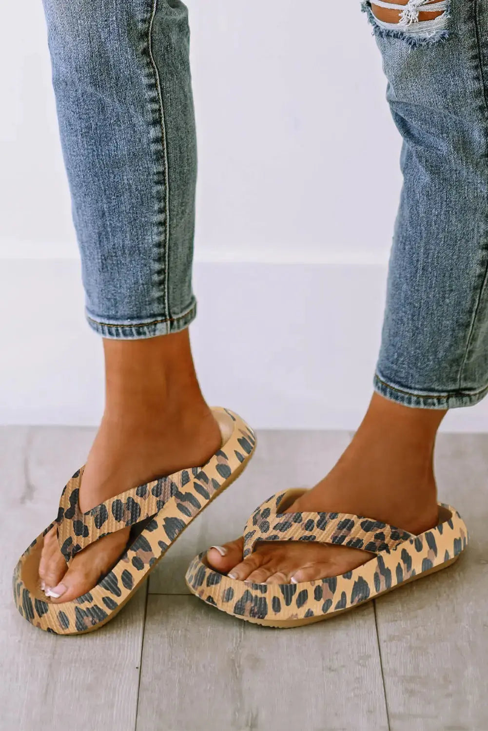 Leopard Print Thick Sole Flip Flops-8