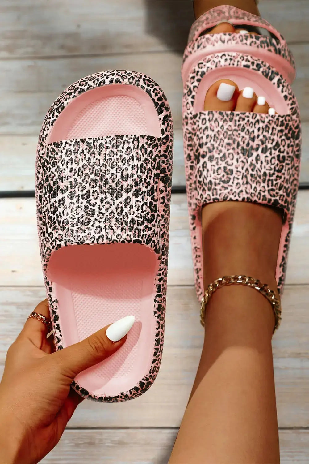 Leopard Print Thick Sole Slip On Slippers-41