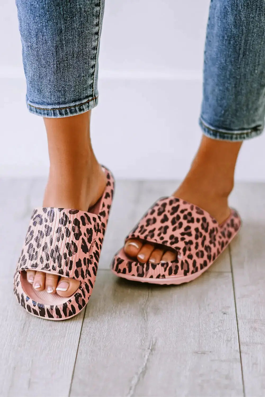 Leopard Print Thick Sole Slip On Slippers-19