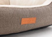 “Lincoln” Herringbone Nest Dog Bed – by Ralph & Co - Memoriex 